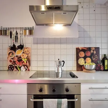 5 Secret Escape Above *