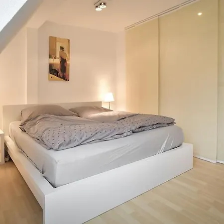 5 Secret Escape Above *