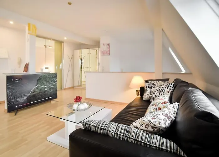 Appartement 5 Secret Escape Above *