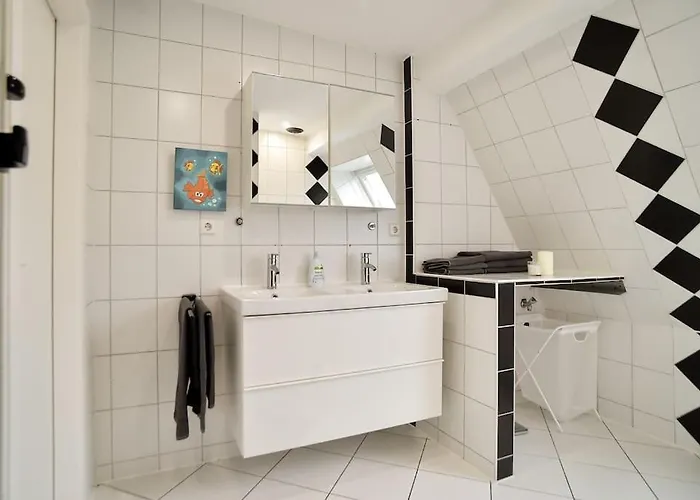 Appartement 5 Secret Escape Above