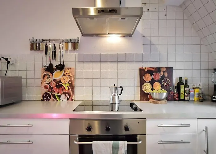 5 Secret Escape Above *